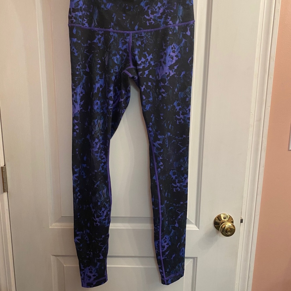 LULULEMONS ATHLETICA Leggings Size 8 - Picture 2 of 6